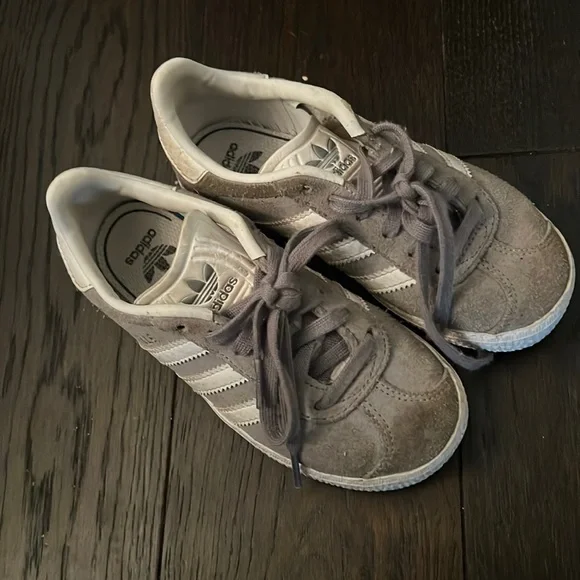 adidas | Shoes | Adidas Gazelle Kids Size 5 | Poshmark